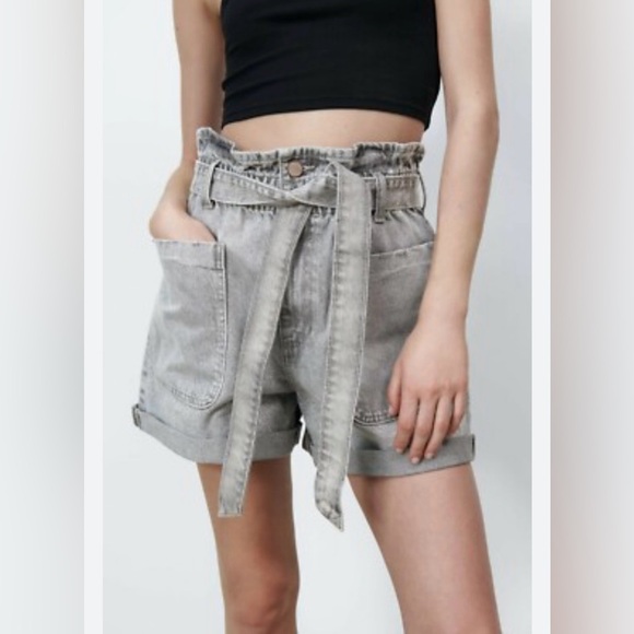 ZARA Paperbag High Waist Denim Shorts - Size 6 - Picture 3 of 14
